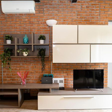 Canonica Brick Apartment Милан Экстерьер фото